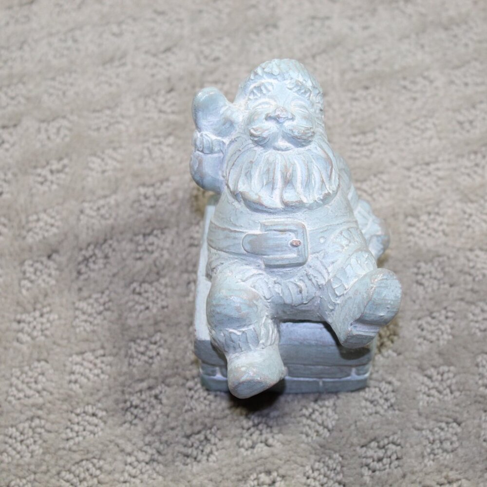 Isabel Bloom 5" Collectible 2003 Santa on Chimney Figurine